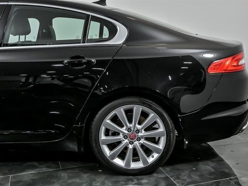Used 2013 Jaguar XF 3.0 AWD/4WD image 7