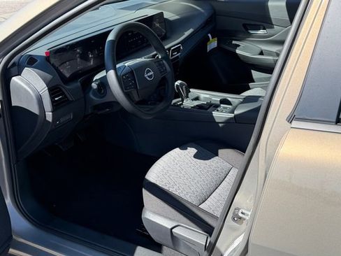 New 2026 Nissan Sentra SV FWD image 10