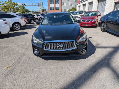 Used 2018 INFINITI Q50 Luxe w/ Essential Package (3.0T Luxe) image 3
