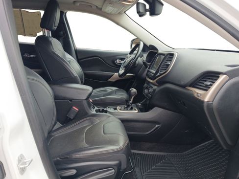 Used 2018 Jeep Cherokee Limited w/ Luxury Group image 15