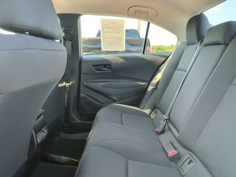Used 2025 Toyota Corolla LE FWD image 25