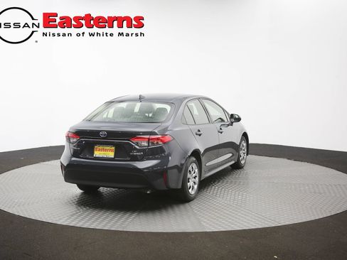 Used 2023 Toyota Corolla LE w/ Carpet Mat Package (TMS) FWD image 34