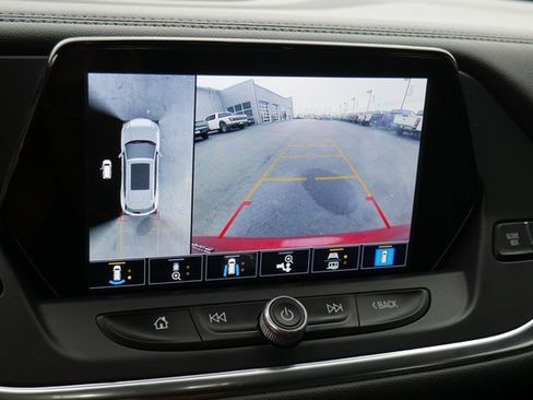 Used 2022 Chevrolet Blazer LT w/ Sound & Technology Package image 3