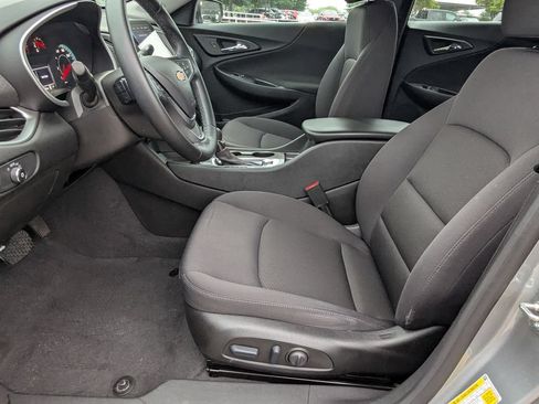 Used 2023 Chevrolet Malibu RS FWD image 11