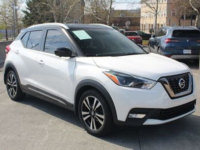 Used 2018 Nissan Kicks SR