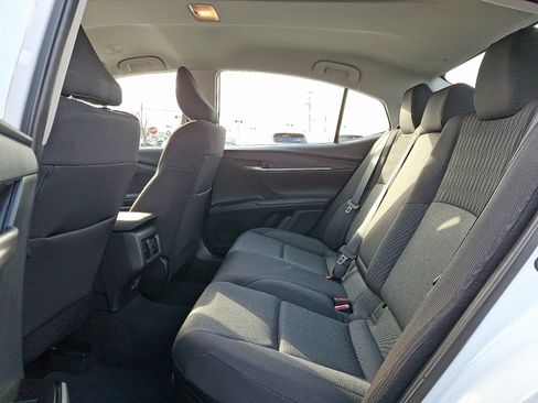 Used 2025 Toyota Camry XSE image 9