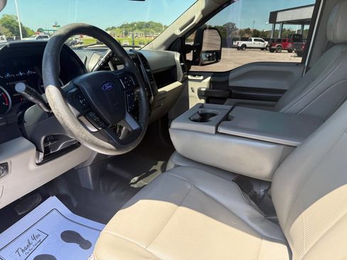 Used 2022 Ford F250 XL w/ STX Appearance Package AWD/4WD image 13