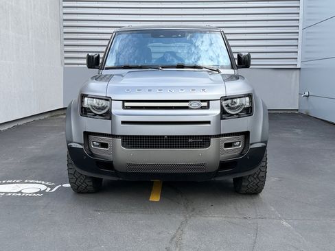 Used 2022 Land Rover Defender 110 X-Dynamic SE AWD/4WD image 6