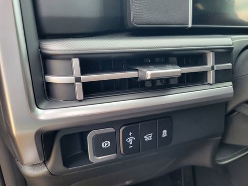 New 2026 Hyundai Santa Fe SE image 17