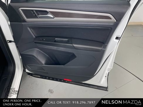 Used 2019 Volkswagen Atlas SE image 56