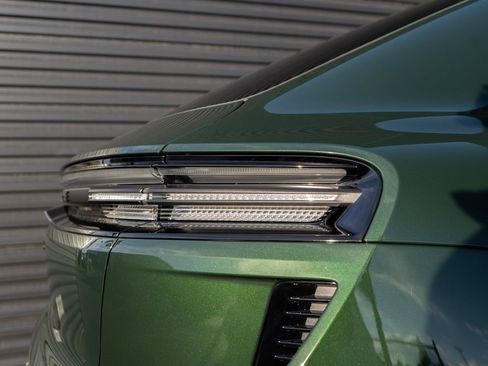 New 2025 Porsche Macan Turbo Electric image 13