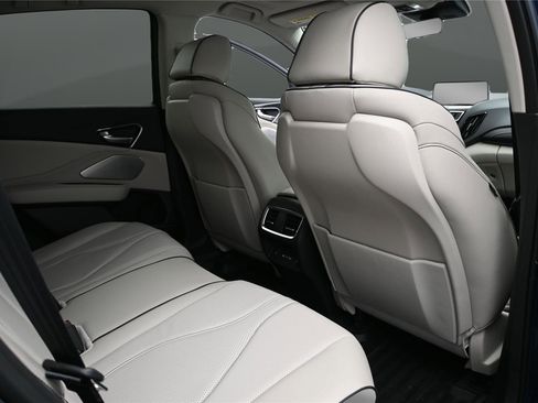 Certified 2026 Acura RDX SH-AWD w/ Advance Package image 17