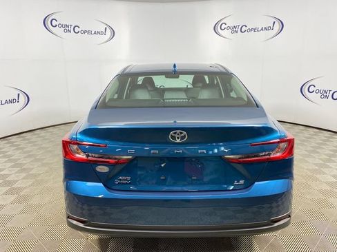 Certified 2025 Toyota Camry LE w/ Convenience Package AWD/4WD image 5
