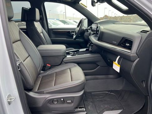 New 2026 Chevrolet Tahoe High Country AWD/4WD image 22