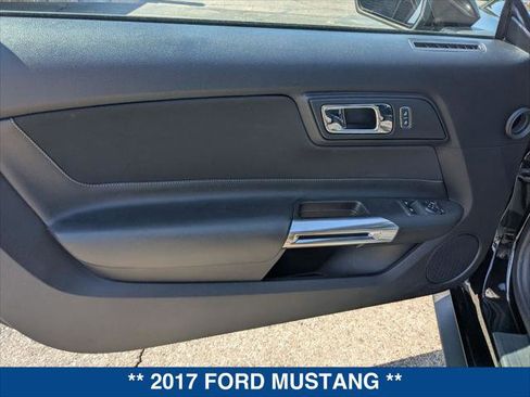 Used 2017 Ford Mustang Coupe RWD image 10