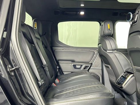 Used 2022 Rivian R1T Adventure image 13