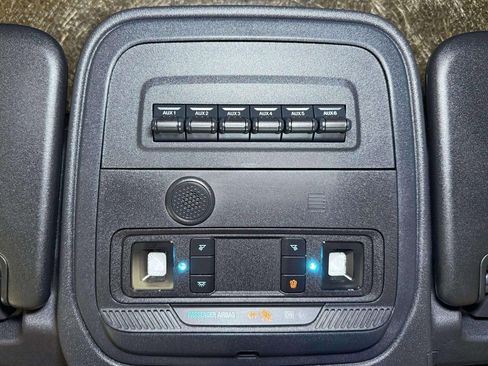 Used 2021 Ford Bronco Badlands w/ Sasquatch Package image 13