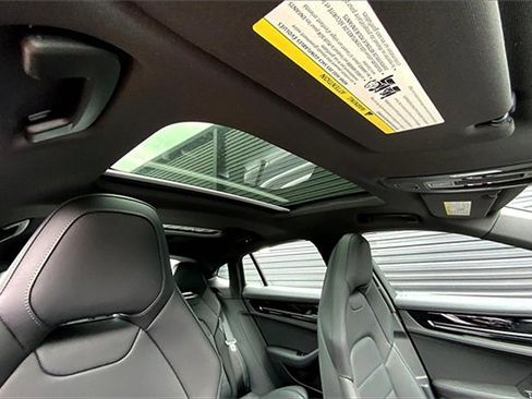 New 2025 Porsche Panamera 4 image 31