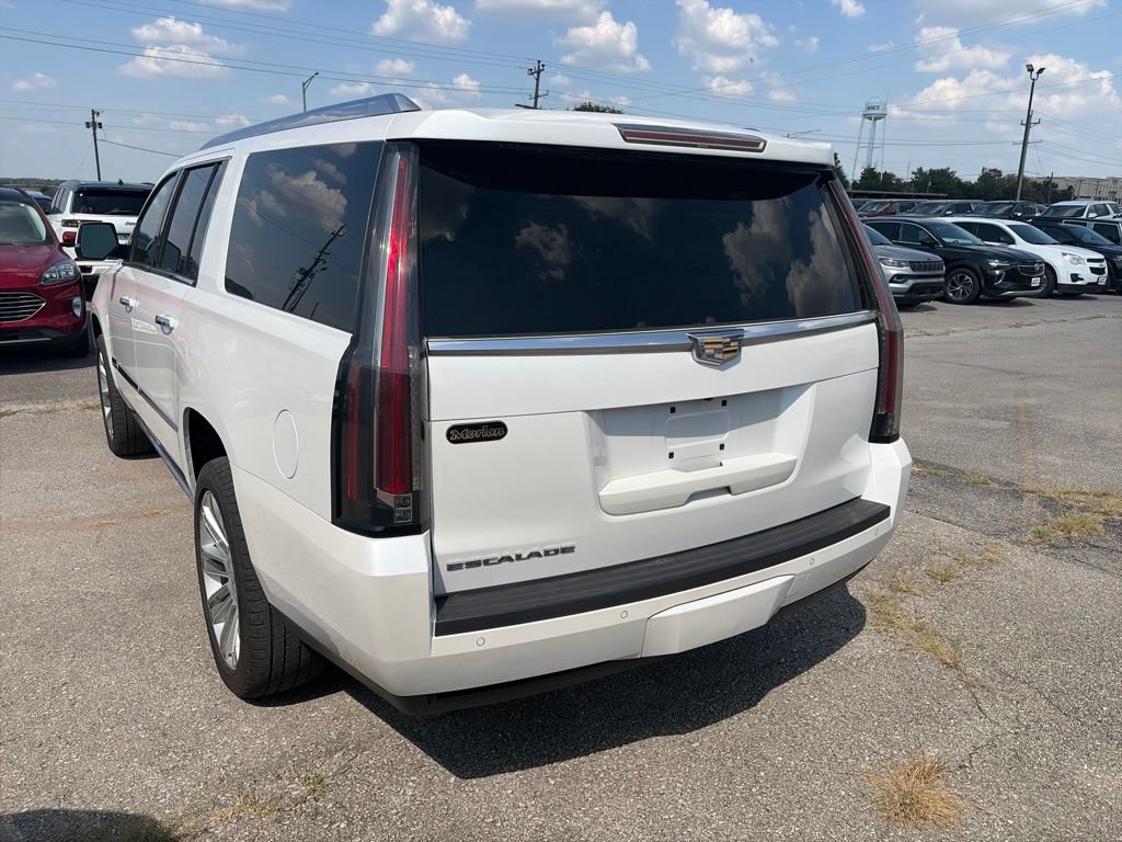 Used 2016 Cadillac Escalade ESV Platinum AWD/4WD image 4