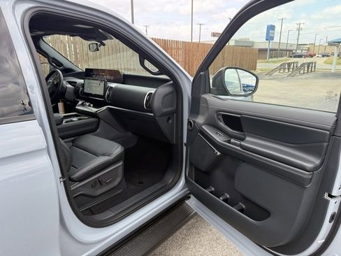 New 2026 Ford Expedition Platinum w/ Stealth Appearance Package image 11