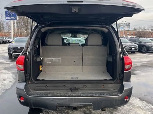 Used 2017 Toyota Sequoia Platinum image 14