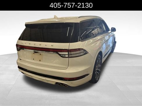 Used 2023 Lincoln Aviator Grand Touring w/ Equipment Group 301A AWD/4WD image 3