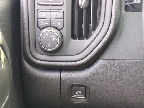 New 2026 Chevrolet Silverado 2500 Custom w/ Custom Value Package image 18