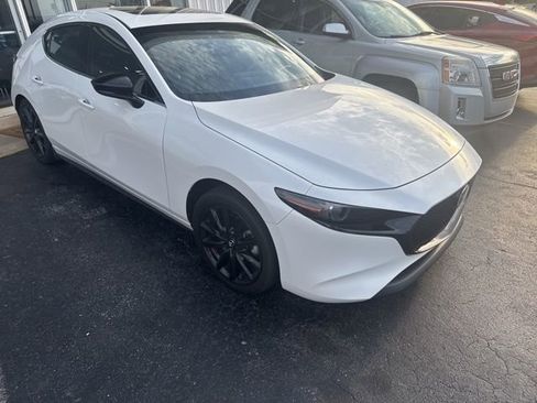 Used 2023 MAZDA MAZDA3 AWD 2.5 Turbo Hatchback image 2