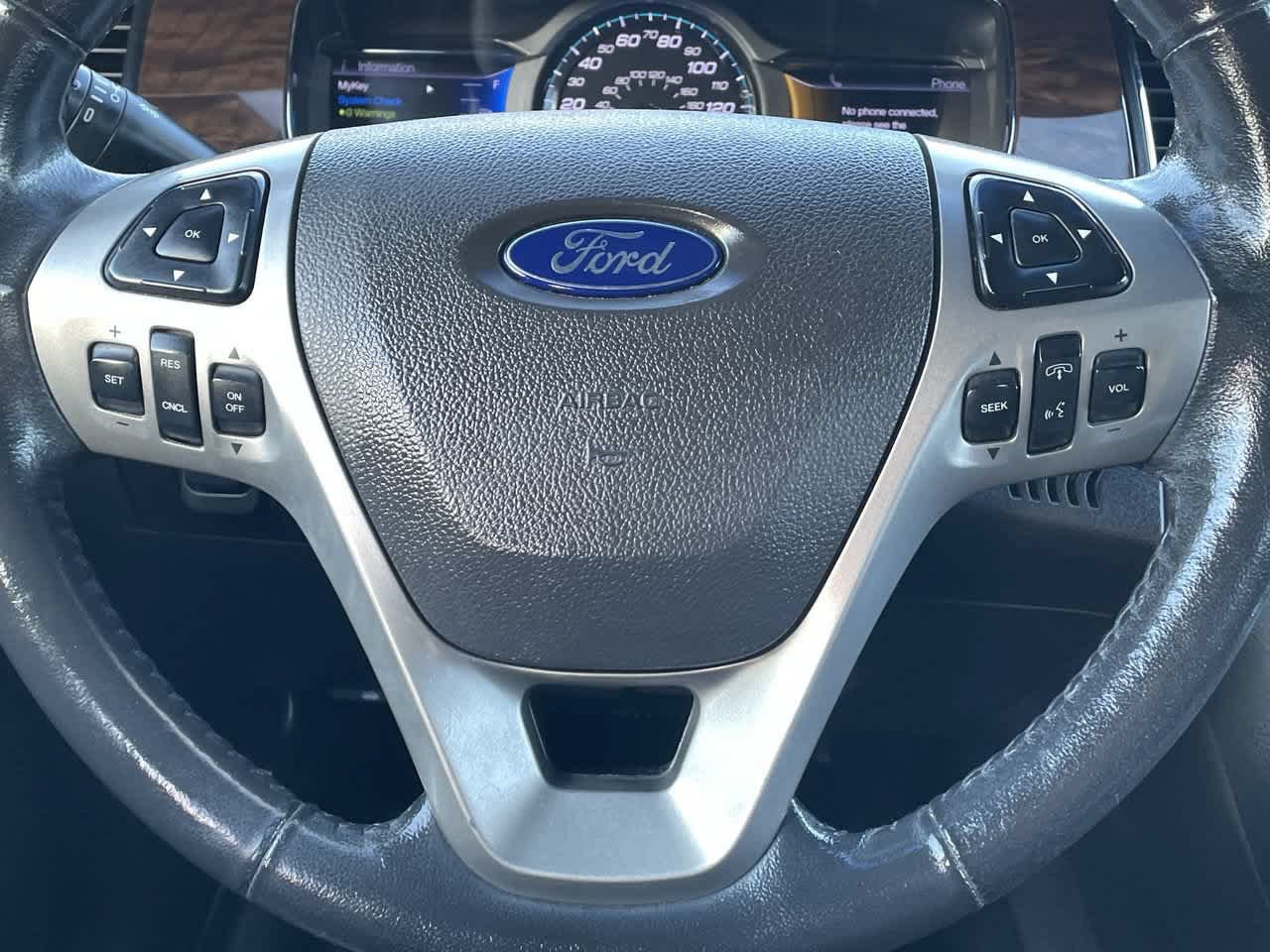 Used 2013 Ford Taurus Limited FWD image 10