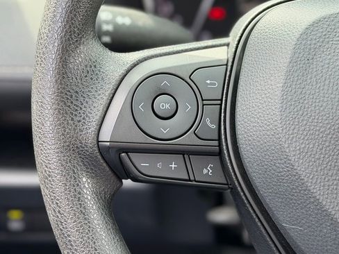 Used 2023 Toyota RAV4 LE image 9