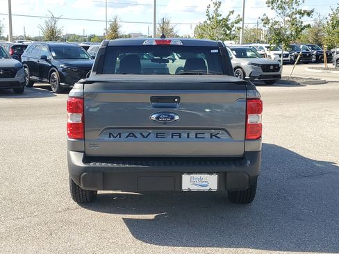 Used 2022 Ford Maverick XLT image 5