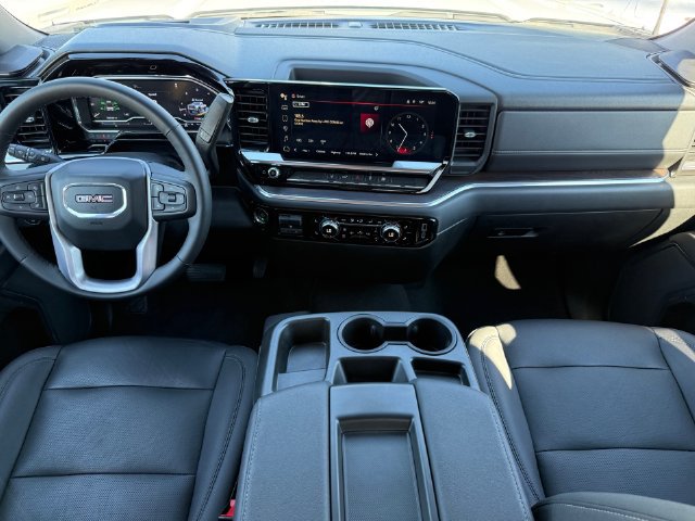 Used 2024 GMC Sierra 2500 SLT RWD image 23