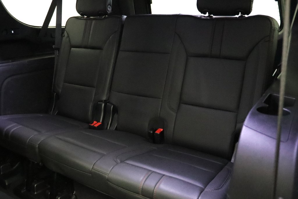 Used 2023 Chevrolet Suburban RST w/ Luxury Package AWD/4WD image 15
