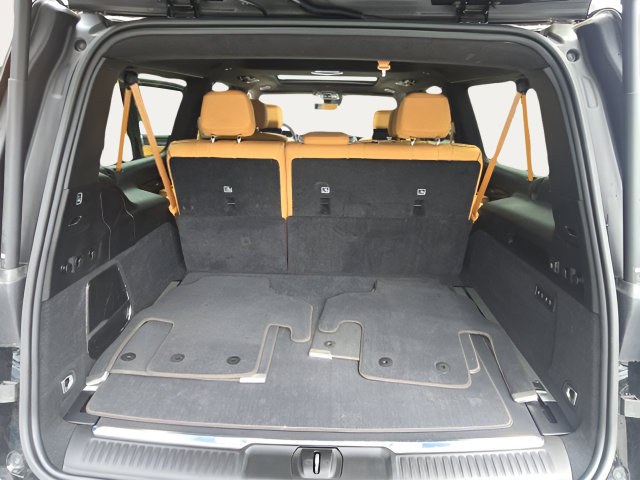 Used 2025 Jeep Grand Wagoneer L Series III w/ Rear Seat Video Group 1 AWD/4WD image 33