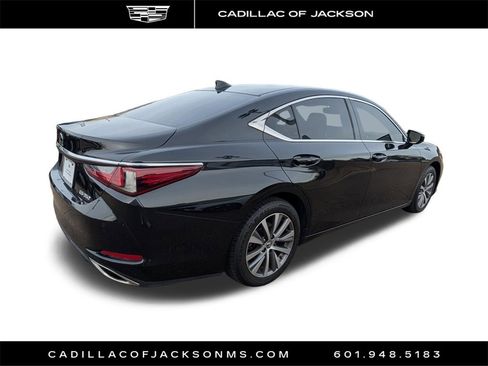 Used 2020 Lexus ES 350 w/ Premium Package image 5