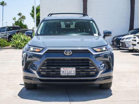 Certified 2024 Toyota Grand Highlander FWD image 4