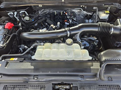 Used 2023 Ford Expedition XLT RWD image 40