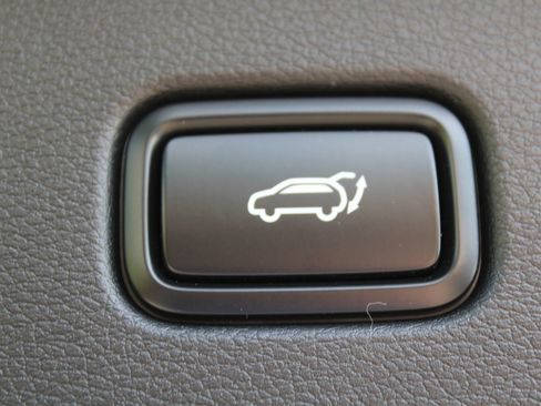New 2026 Kia Sportage SX FWD image 11