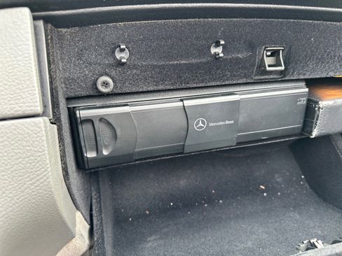 Used 2006 Mercedes-Benz CLK 350 Cabriolet image 33