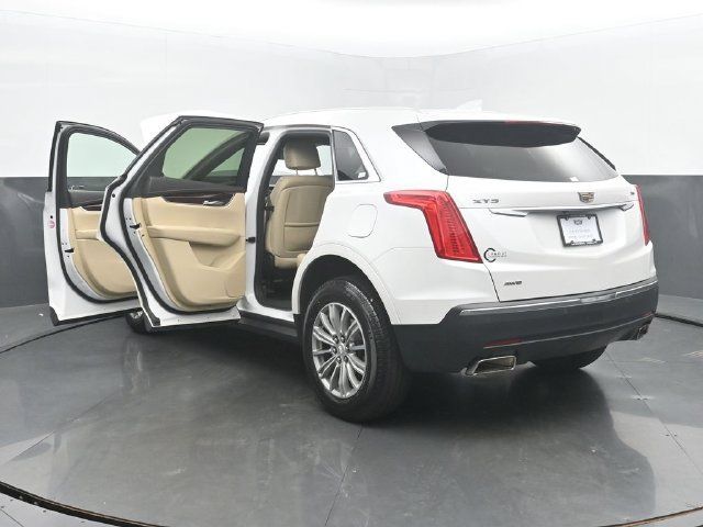 Used 2017 Cadillac XT5 Luxury w/ Driver Awareness Package AWD/4WD image 52