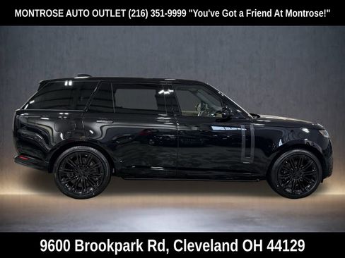 New 2026 Land Rover Range Rover Long Wheelbase SE image 6