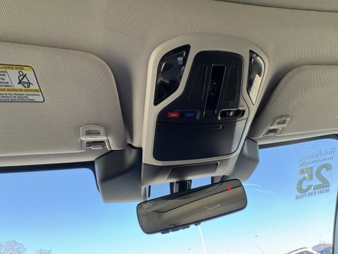 Certified 2025 Subaru Outback Limited w/ Popular Package #2 image 25