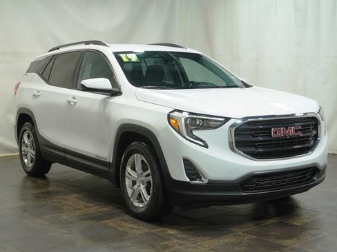 Used 2019 GMC Terrain SLE w/ Driver Convenience Package FWD image 1