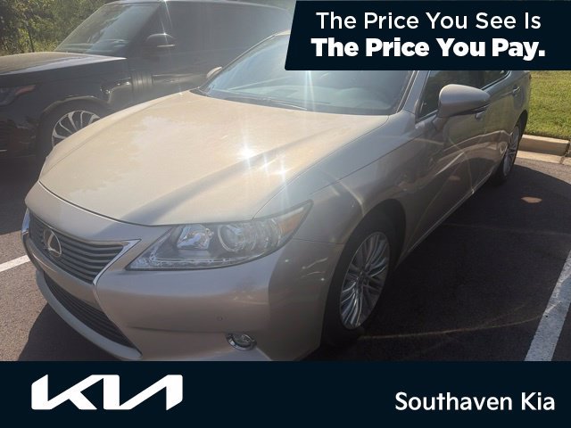 Used 2015 Lexus ES 350 w/ Luxury Package FWD image 1