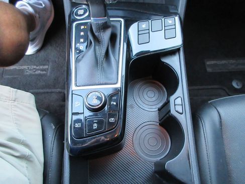 Used 2023 Kia Sportage X-Line AWD/4WD image 28