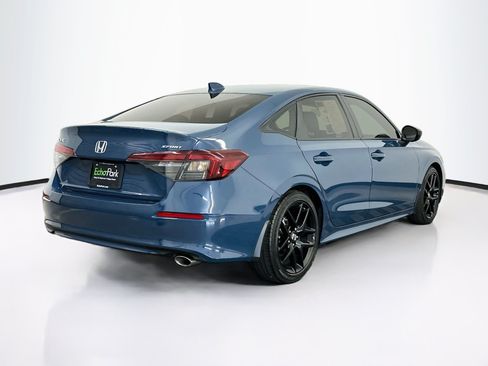 Used 2025 Honda Civic Sport image 9
