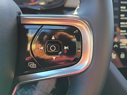 Used 2023 Polestar Polestar 2 w/ Pilot Pack image 27