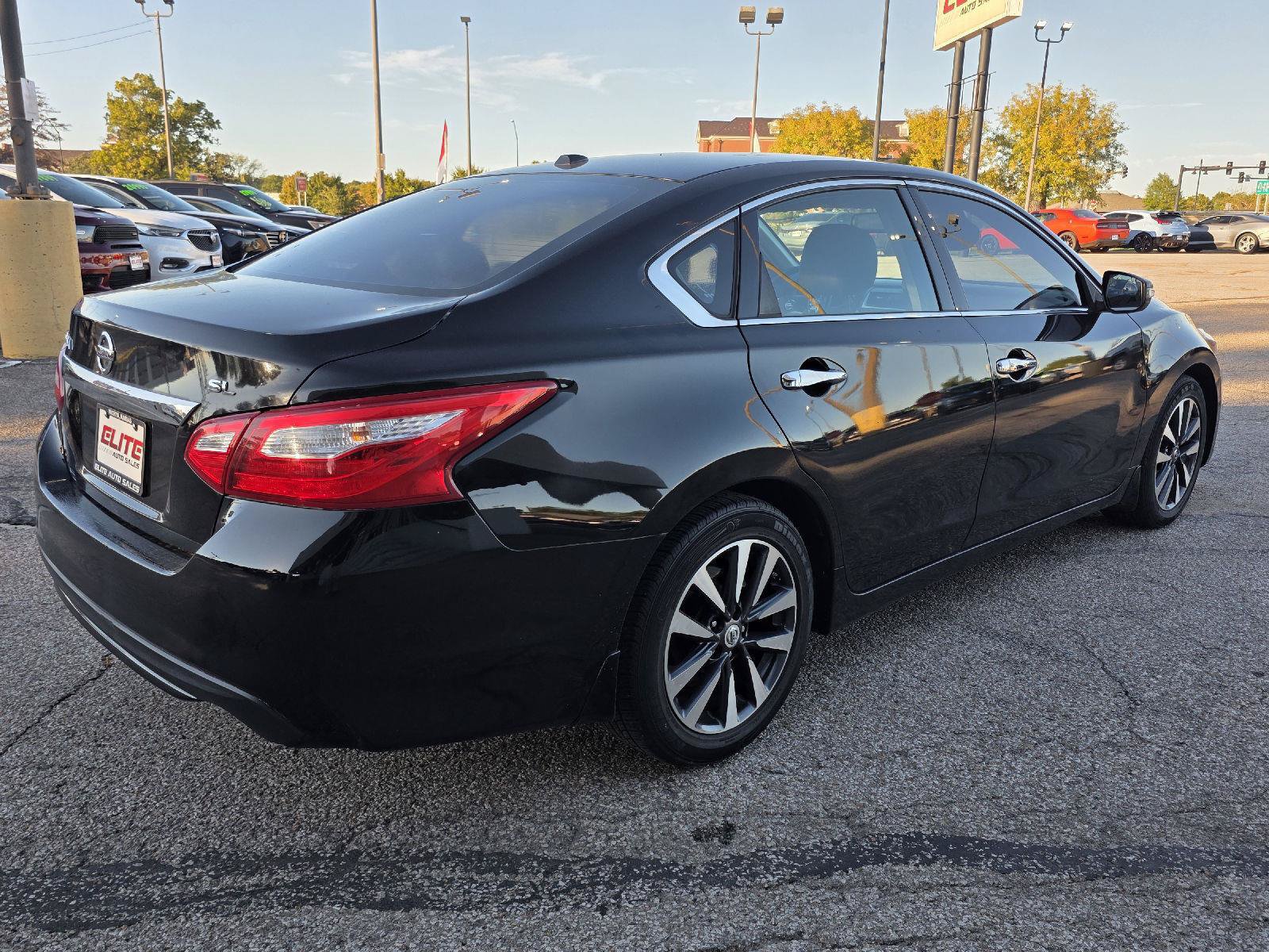 Used 2016 Nissan Altima 2.5 SL w/ 2.5 Technology Package FWD image 5