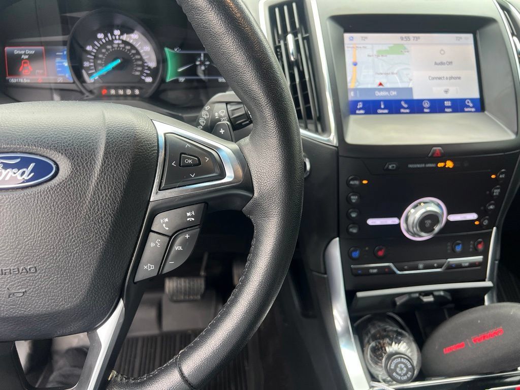 Used 2020 Ford Edge Titanium w/ Equipment Group 301A AWD/4WD image 11