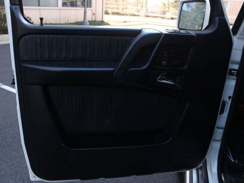 Used 2009 Mercedes-Benz G 550 image 16